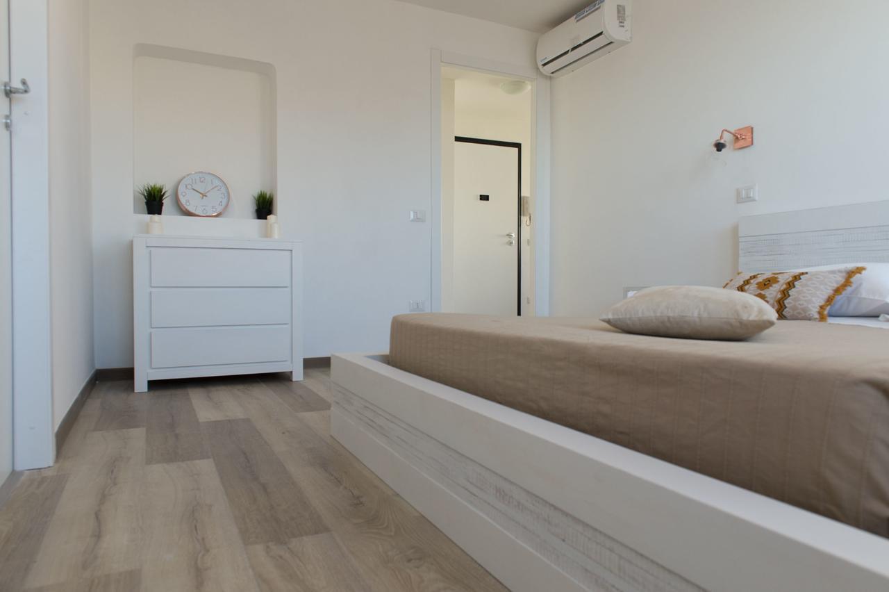 Ostia Holiday Mykonos Екстер'єр фото